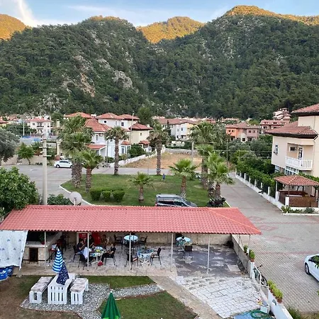 Avlu 2 Apart * Marmaris